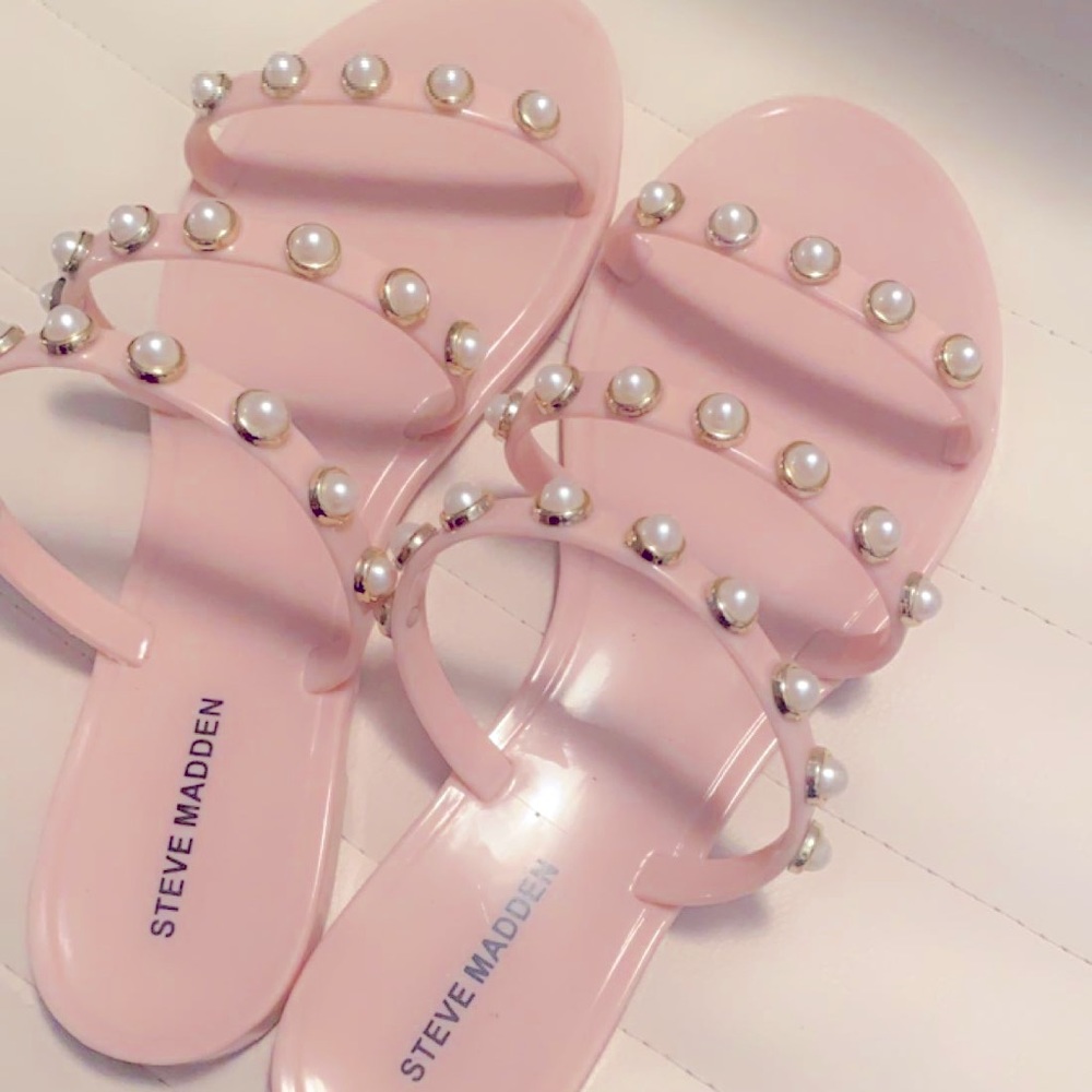 Steve Madden Pale Pink Sandals 8.5